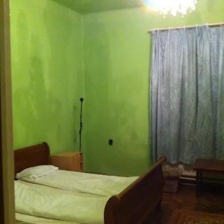 بيت ضيافة Asz Vendeghaz ديبريتْسين